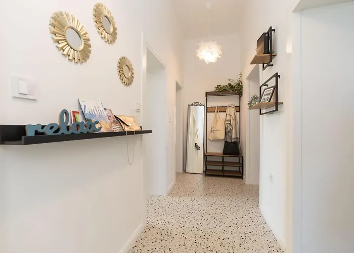 Maraska Lux Apartamento *