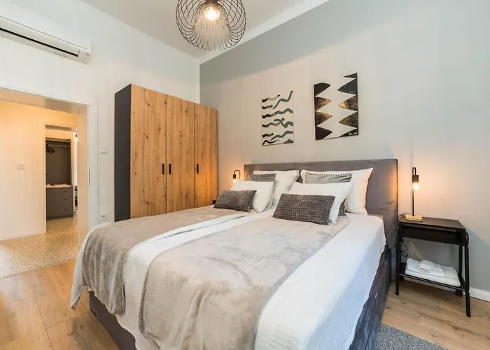 Maraska Lux Apartamento *