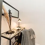 Maraska Lux Апартаменты